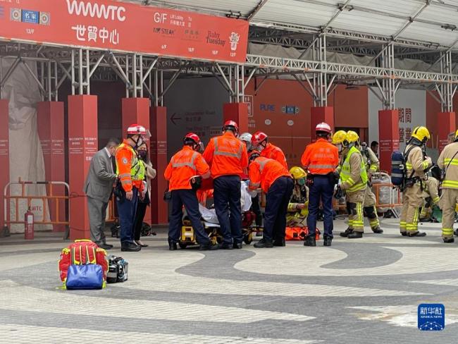 香港铜锣湾世贸中心突发大火：被困人员全部获救